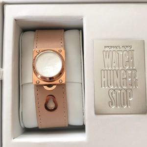 NWT Michael Kors activity tracker